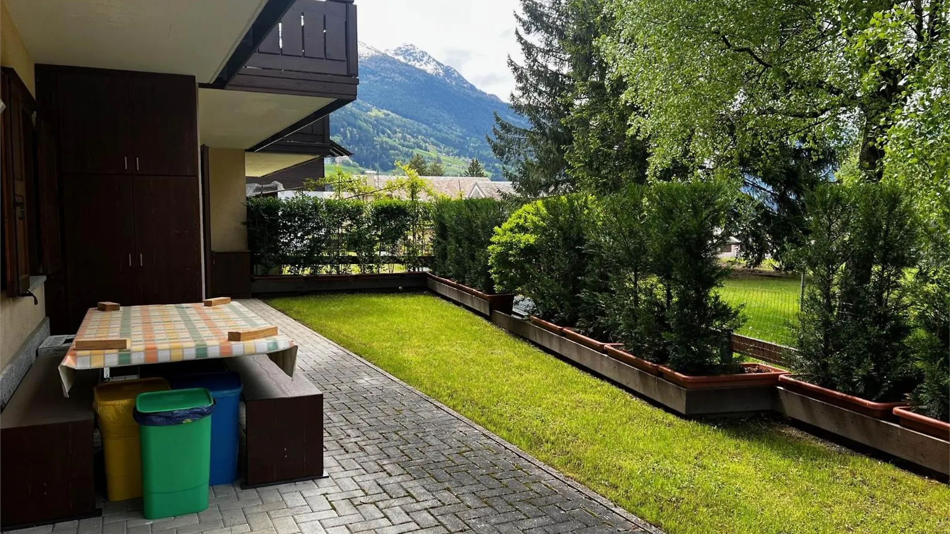 PRESTIGIOSO APPARTAMENTO CON GIARDINO - Bormio 0*,  Itália