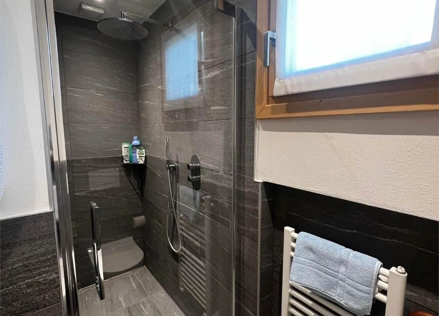 PRESTIGIOSO APPARTAMENTO CON GIARDINO - Bormio Casa de Férias